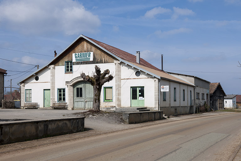 Vue de trois quarts droite. © Jérôme Mongreville / Région Bourgogne-Franche-Comté, Inventaire du patrimoine - 2016