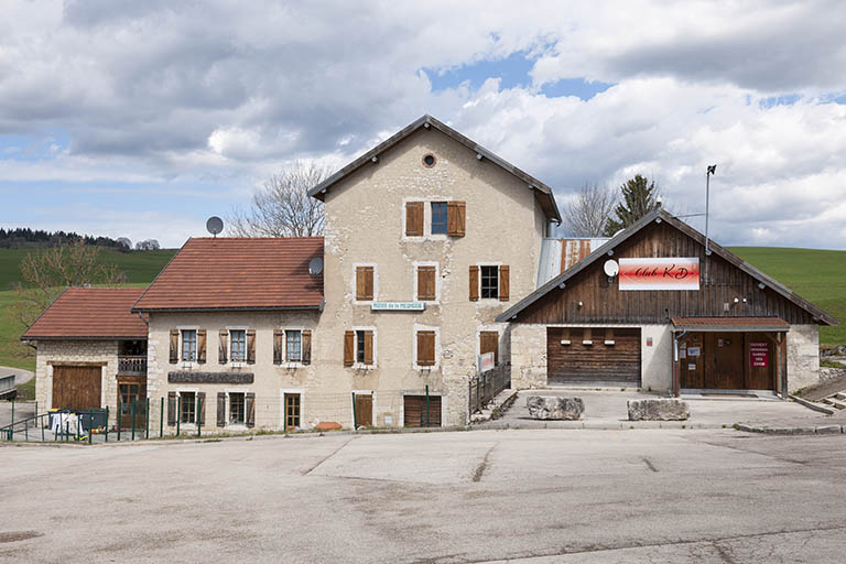 Vue d'ensemble depuis le sud. © Jérôme Mongreville / Région Bourgogne-Franche-Comté, Inventaire du patrimoine - 2016
