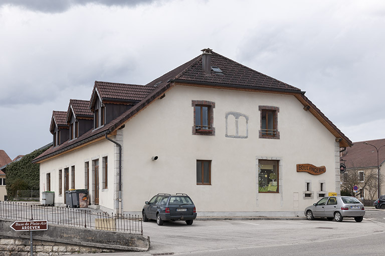 Vue depuis l'est. © Jérôme Mongreville / Région Bourgogne-Franche-Comté, Inventaire du patrimoine - 2016