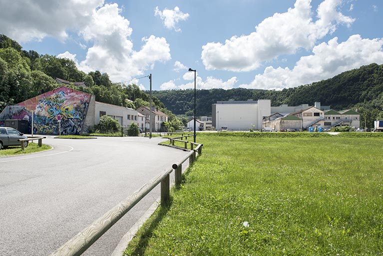 Etat en 2016. Usine B : vue d'ensemble, depuis le nord-ouest. © Sonia Dourlot / Région Bourgogne-Franche-Comté, Inventaire du patrimoine - 2016