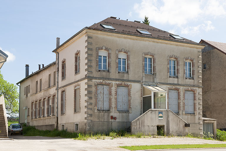 Vue de trois quarts gauche. © Jérôme Mongreville / Région Bourgogne-Franche-Comté, Inventaire du patrimoine - 2016