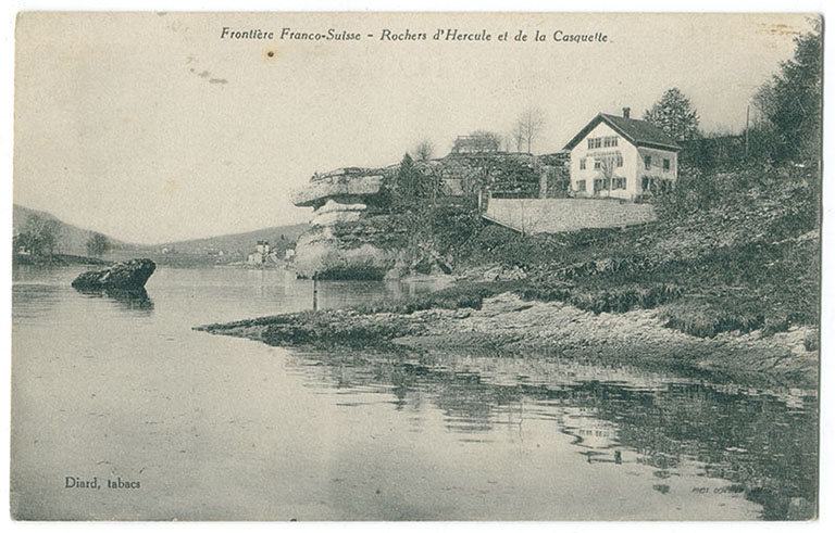Frontière franco-suisse - Rochers d'Hercule et de la Casquette, 2e quart 20e siècle. © Laurent Poupard / Région Bourgogne-Franche-Comté, Inventaire du patrimoine - 2016 Frontière franco-suisse - Rochers d'Hercule et de la Casquette, 2e quart 20e siècle. © Laurent Poupard / Région Bourgogne-Franche-Comté, Inventaire du patrimoine - 2016