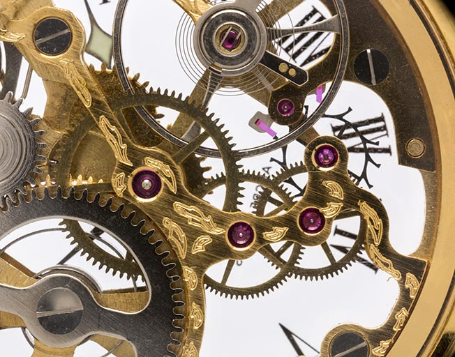 Montre de gousset mécanique (montre-squelette) Fabior-Watch, à Villers-le-Lac, décennies 1980-1990. © Sonia Dourlot / Région Bourgogne-Franche-Comté, Inventaire du patrimoine - 2016