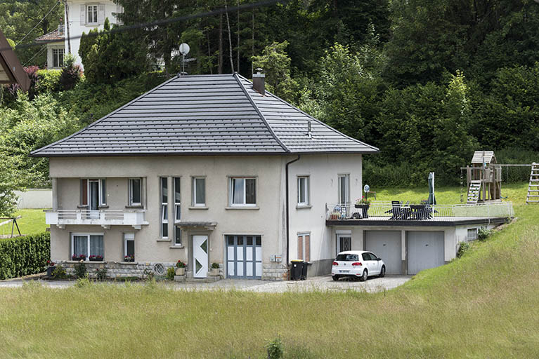 Vue d'ensemble, depuis le nord-ouest. © Sonia Dourlot / Région Bourgogne-Franche-Comté, Inventaire du patrimoine - 2016 Vue d'ensemble, depuis le nord-ouest. © Sonia Dourlot / Région Bourgogne-Franche-Comté, Inventaire du patrimoine - 2016
