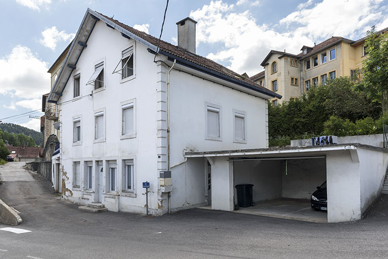 Façades antérieure et latérale droite. © Sonia Dourlot / Région Bourgogne-Franche-Comté, Inventaire du patrimoine - 2016