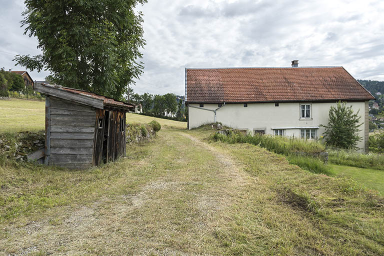 Vue d'ensemble, depuis l'ouest. © Sonia Dourlot / Région Bourgogne-Franche-Comté, Inventaire du patrimoine - 2016