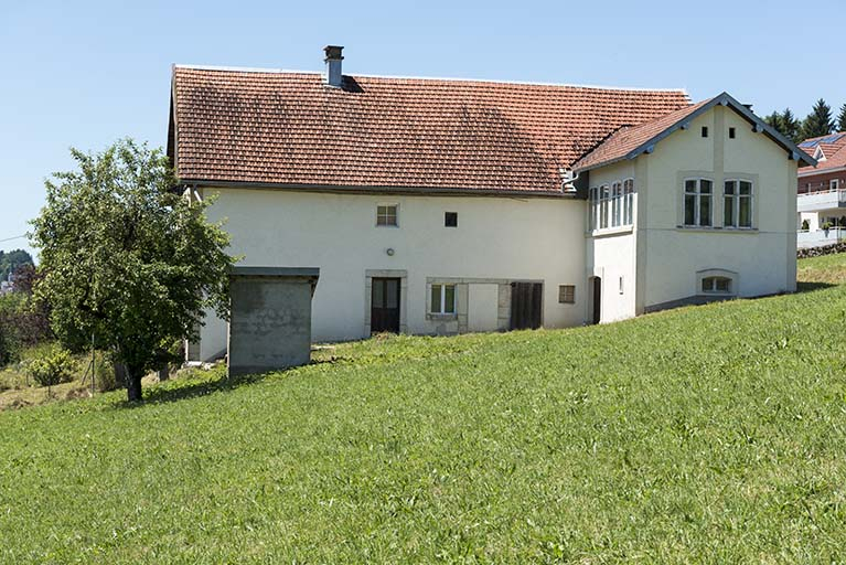 Façade latérale droite et atelier de fabrication. © Sonia Dourlot / Région Bourgogne-Franche-Comté, Inventaire du patrimoine - 2016