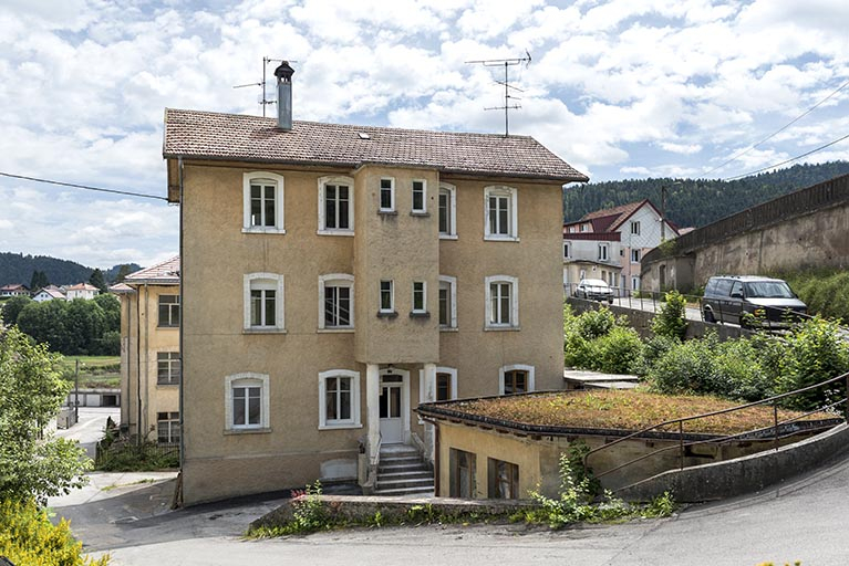 Façade antérieure. © Sonia Dourlot / Région Bourgogne-Franche-Comté, Inventaire du patrimoine - 2016 Façade antérieure. © Sonia Dourlot / Région Bourgogne-Franche-Comté, Inventaire du patrimoine - 2016