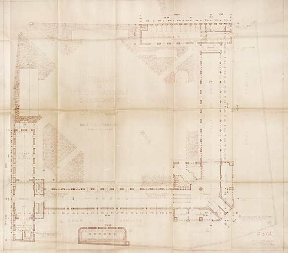 Internat de l’école nationale d’horlogerie de Besançon. Rez-de-chaussée, 7 novembre 1938. © Jérôme Mongreville / Région Bourgogne-Franche-Comté, Inventaire du patrimoine - 2016 Internat de l’école nationale d’horlogerie de Besançon. Rez-de-chaussée, 7 novembre 1938. © Jérôme Mongreville / Région Bourgogne-Franche-Comté, Inventaire du patrimoine - 2016