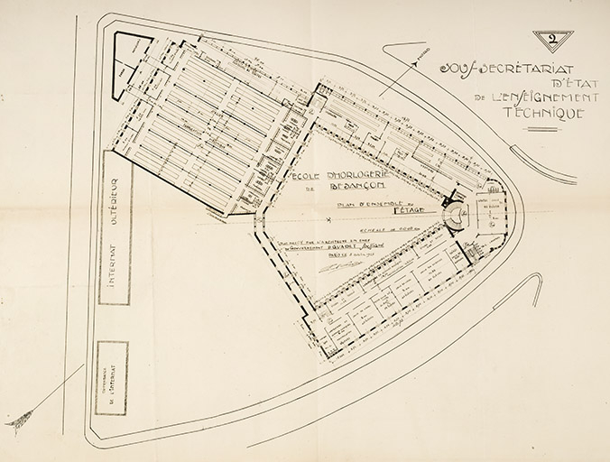 Sous-secrétariat d'Etat à l'Enseignement technique. Ecole d'Horlogerie de Besançon. 2. Plan d'ensemble du 1° étage, 8 octobre 1925. © Jérôme Mongreville / Région Bourgogne-Franche-Comté, Inventaire du patrimoine - 2016 Sous-secrétariat d'Etat à l'Enseignement technique. Ecole d'Horlogerie de Besançon. 2. Plan d'ensemble du 1° étage, 8 octobre 1925. © Jérôme Mongreville / Région Bourgogne-Franche-Comté, Inventaire du patrimoine - 2016