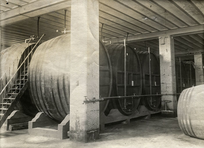 Foudres, photogr., s.d. [début 20e siècle]. © Gilbert Poinsot / Région Bourgogne-Franche-Comté, Inventaire du patrimoine - 2016