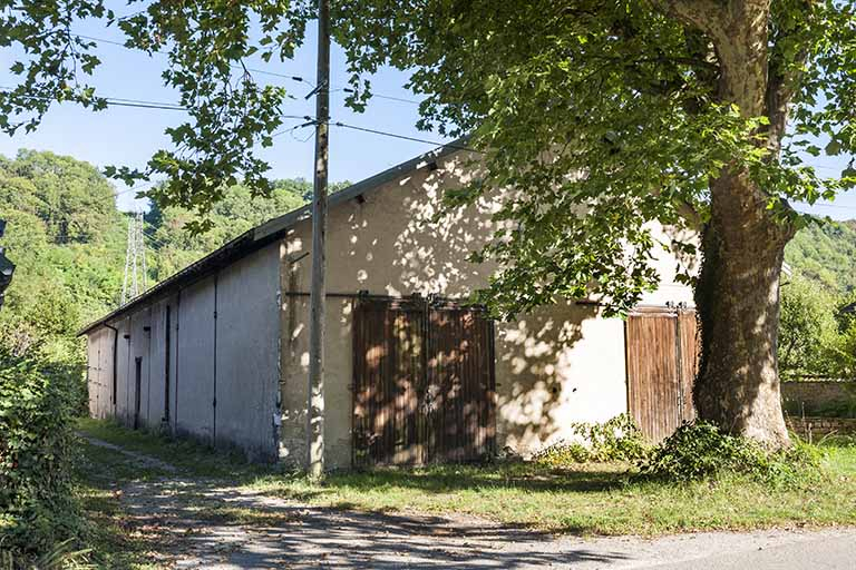 Magasin industriel vu depuis la route. © Jérôme Mongreville / Région Bourgogne-Franche-Comté, Inventaire du patrimoine - 2016