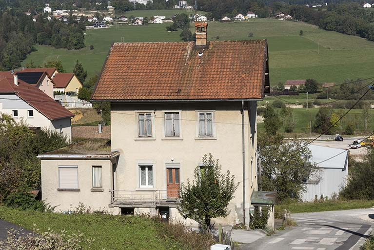 Façade latérale gauche. © Sonia Dourlot / Région Bourgogne-Franche-Comté, Inventaire du patrimoine - 2016