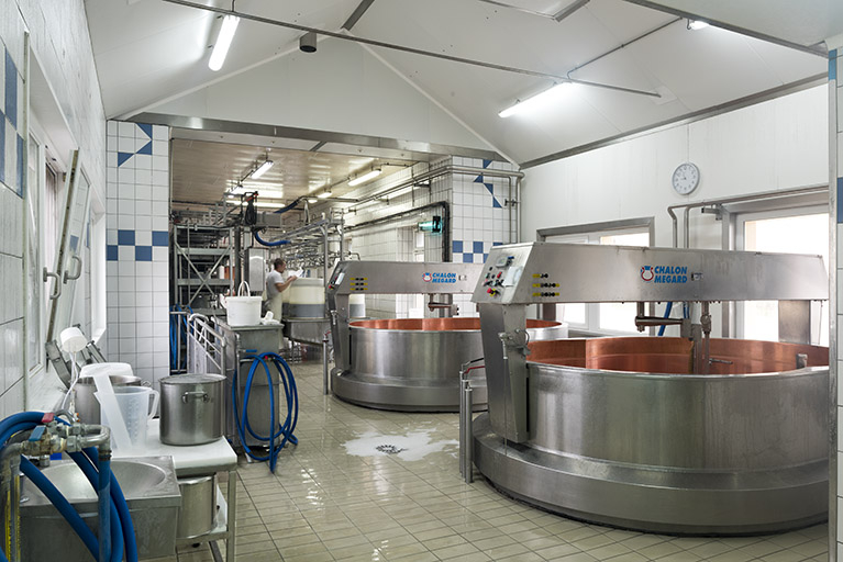 Atelier de fabrication : cuves à comté. © Sonia Dourlot / Région Bourgogne-Franche-Comté, Inventaire du patrimoine - 2016