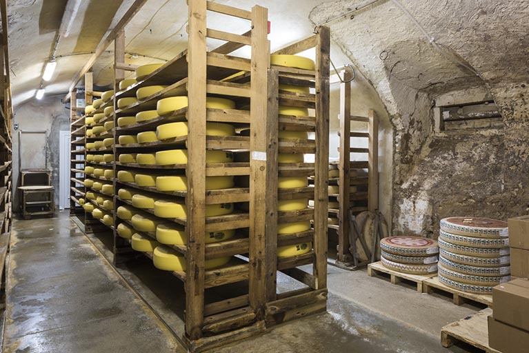 Pièce d'affinage voûtée. © Sonia Dourlot / Région Bourgogne-Franche-Comté, Inventaire du patrimoine - 2016