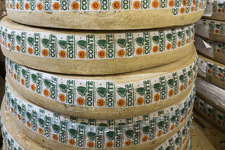 Meules de comté. © Sonia Dourlot / Région Bourgogne-Franche-Comté, Inventaire du patrimoine - 2016