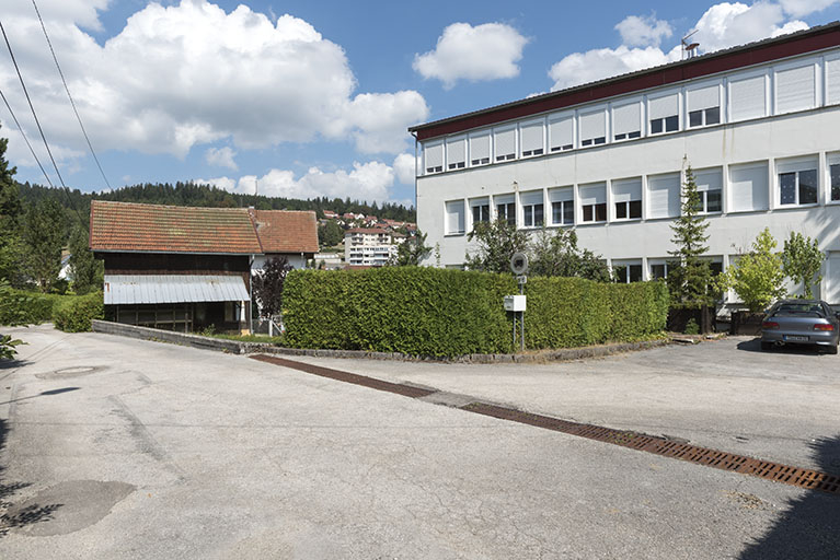 Bûcher, maison et usine (façade latérale droite). © Sonia Dourlot / Région Bourgogne-Franche-Comté, Inventaire du patrimoine - 2016 Bûcher, maison et usine (façade latérale droite). © Sonia Dourlot / Région Bourgogne-Franche-Comté, Inventaire du patrimoine - 2016