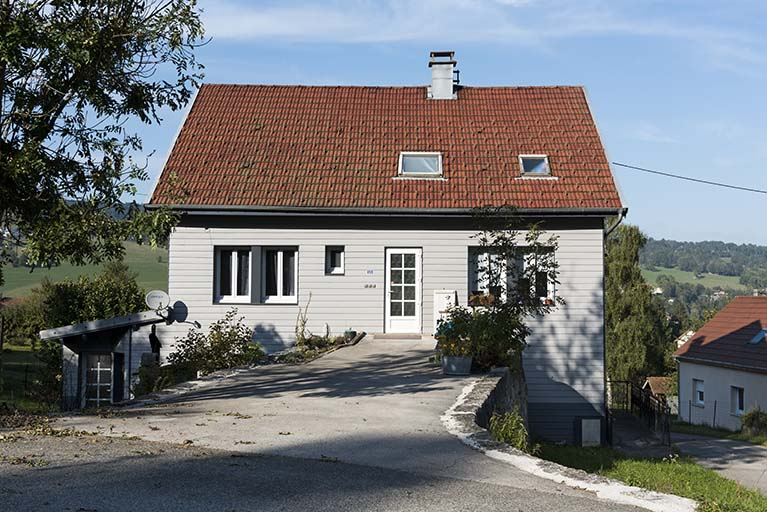 Façade antérieure. © Sonia Dourlot / Région Bourgogne-Franche-Comté, Inventaire du patrimoine - 2016 Façade antérieure. © Sonia Dourlot / Région Bourgogne-Franche-Comté, Inventaire du patrimoine - 2016