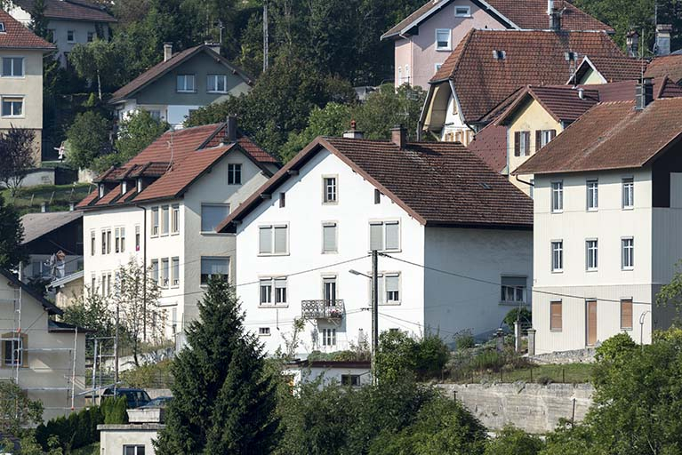 Façades postérieure et latérale gauche. © Sonia Dourlot / Région Bourgogne-Franche-Comté, Inventaire du patrimoine - 2016
