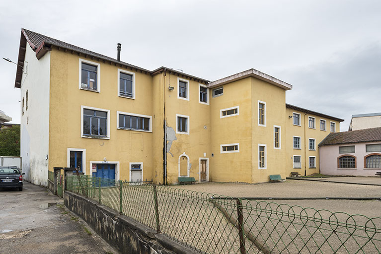 Atelier sur rue. Vue de trois quarts arrière. © Jérôme Mongreville / Région Bourgogne-Franche-Comté, Inventaire du patrimoine - 2016