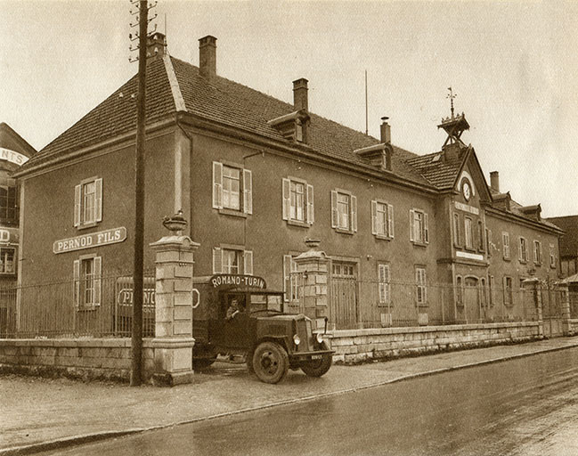 Ets Hémard-Pernod Fils, photogr., s.d. [vers 1930]. © Gilbert Poinsot / Région Bourgogne-Franche-Comté, Inventaire du patrimoine - 2016