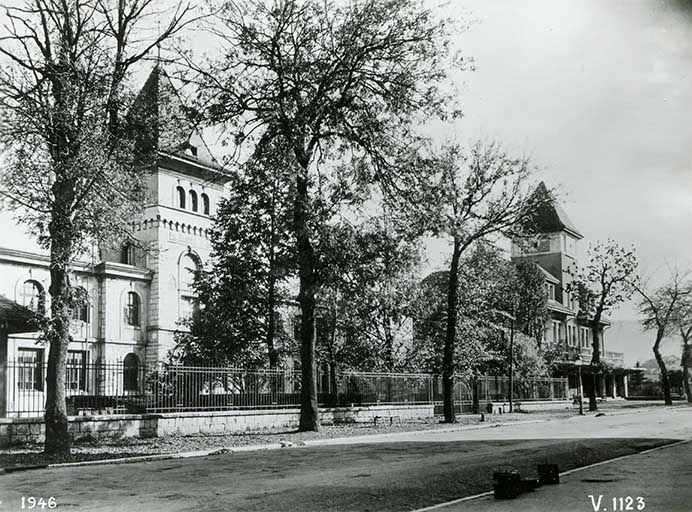 Façades ouest de l'usine, photogr., s.d. [1946 ?]. © Raphaël Favereaux / Région Bourgogne-Franche-Comté, Inventaire du patrimoine - 2016