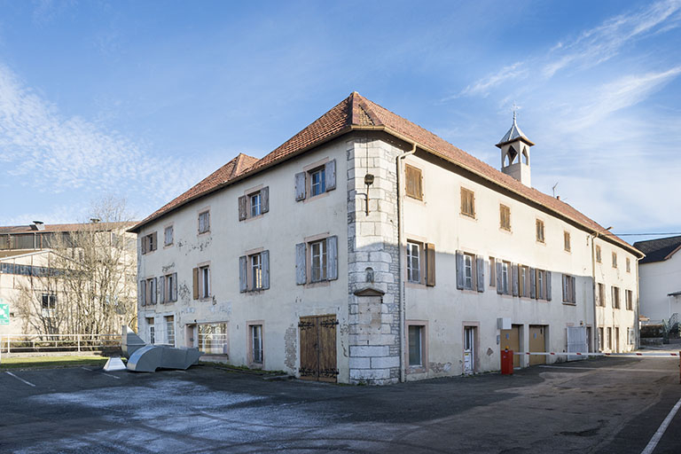 Bâtiment du moulin. Vue de trois quarts depuis l'ouest. © Jérôme Mongreville / Région Bourgogne-Franche-Comté, Inventaire du patrimoine - 2016