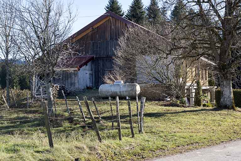 Façade latérale gauche. © Sonia Dourlot / Région Bourgogne-Franche-Comté, Inventaire du patrimoine - 2016 Façade latérale gauche. © Sonia Dourlot / Région Bourgogne-Franche-Comté, Inventaire du patrimoine - 2016