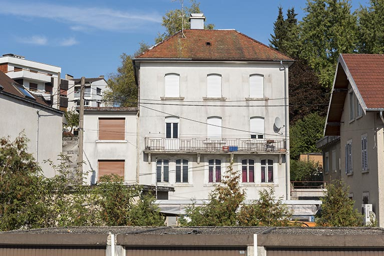 Maison : façade antérieure. © Sonia Dourlot / Région Bourgogne-Franche-Comté, Inventaire du patrimoine - 2016 Maison : façade antérieure. © Sonia Dourlot / Région Bourgogne-Franche-Comté, Inventaire du patrimoine - 2016