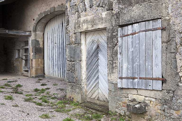 Détail sur la travée desservant la partie habitation. © Jérôme Mongreville / Région Bourgogne-Franche-Comté, Inventaire du patrimoine - 2016