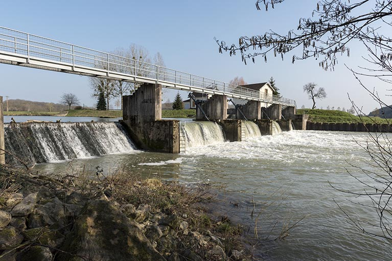 bief © Sonia Dourlot / Région Bourgogne-Franche-Comté, Inventaire du patrimoine - 2016 bief © Sonia Dourlot / Région Bourgogne-Franche-Comté, Inventaire du patrimoine - 2016