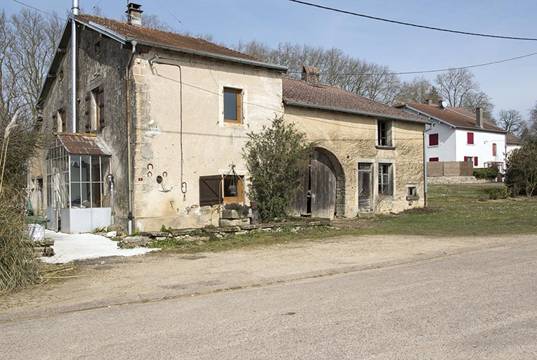 Ferme à Richecourt. © Sonia Dourlot / Région Bourgogne-Franche-Comté, Inventaire du patrimoine - 2016 Ferme à Richecourt. © Sonia Dourlot / Région Bourgogne-Franche-Comté, Inventaire du patrimoine - 2016