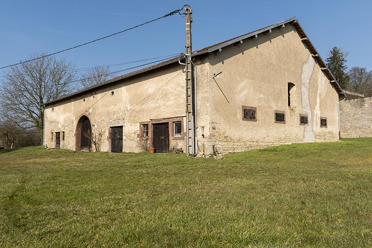 château © Sonia Dourlot / Région Bourgogne-Franche-Comté, Inventaire du patrimoine - 2016 château © Sonia Dourlot / Région Bourgogne-Franche-Comté, Inventaire du patrimoine - 2016