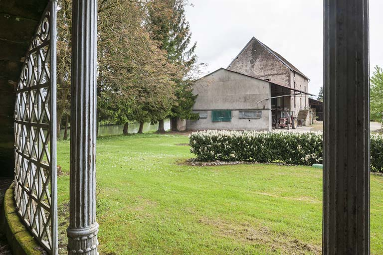 château © Jérôme Mongreville / Région Bourgogne-Franche-Comté, Inventaire du patrimoine - 2016