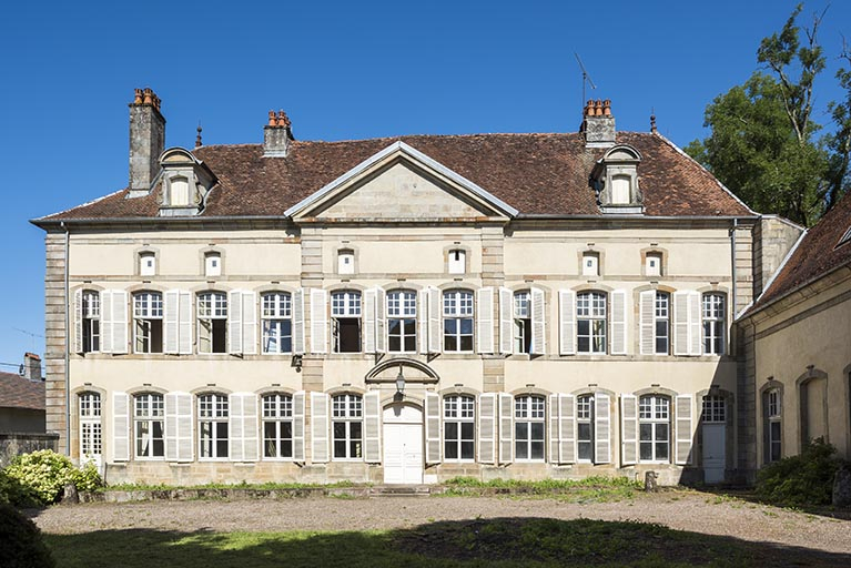Château de Vougécourt. © Sonia Dourlot / Région Bourgogne-Franche-Comté, Inventaire du patrimoine - 2016 Château de Vougécourt. © Sonia Dourlot / Région Bourgogne-Franche-Comté, Inventaire du patrimoine - 2016