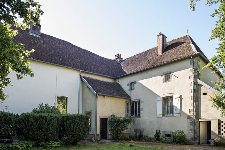 Les façades postérieures vues du nord. © Sonia Dourlot / Région Bourgogne-Franche-Comté, Inventaire du patrimoine - 2016