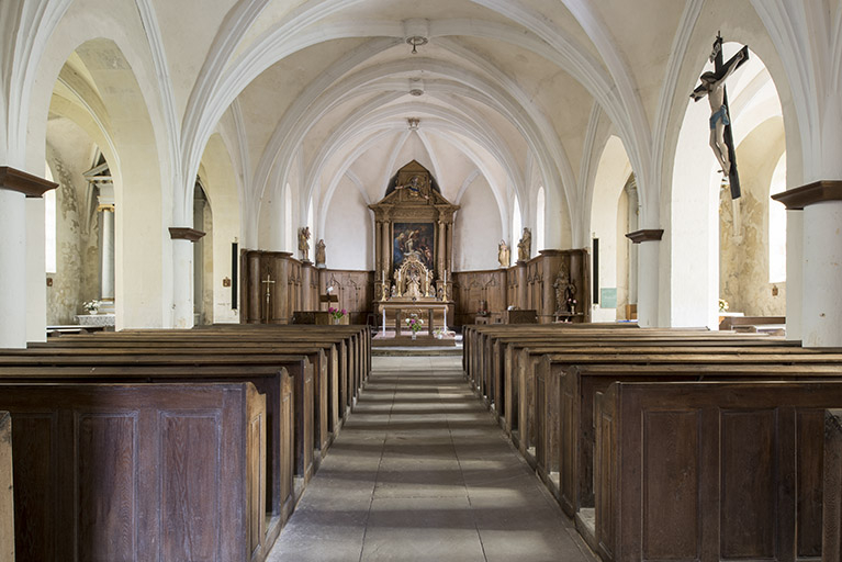 Vue intérieure de la nef depuis l'entrée. © Sonia Dourlot / Région Bourgogne-Franche-Comté, Inventaire du patrimoine - 2016