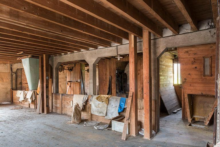 Vue d'ensemble du premier étage © Sonia Dourlot / Région Bourgogne-Franche-Comté, Inventaire du patrimoine - 2016 Vue d'ensemble du premier étage © Sonia Dourlot / Région Bourgogne-Franche-Comté, Inventaire du patrimoine - 2016