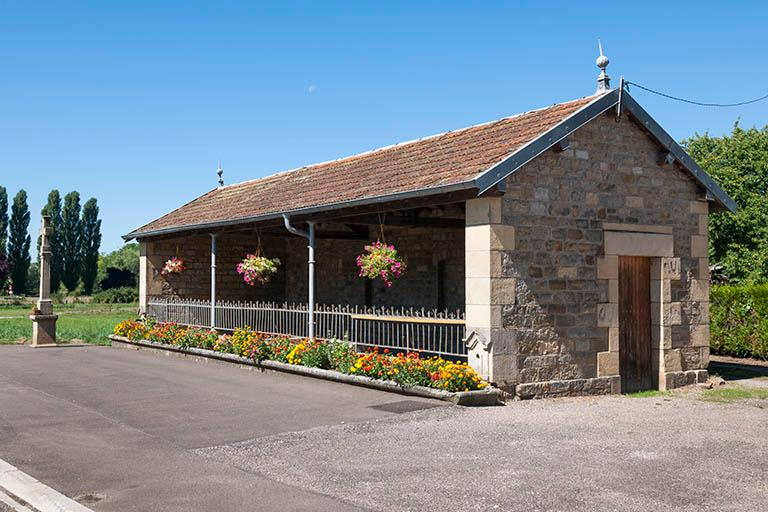 Lavoir communal. © Jérôme Mongreville / Région Bourgogne-Franche-Comté, Inventaire du patrimoine - 2016