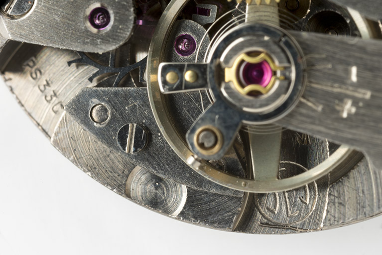 Logotype Jeambrun et numéro de modèle. © Sonia Dourlot / Région Bourgogne-Franche-Comté, Inventaire du patrimoine - 2017