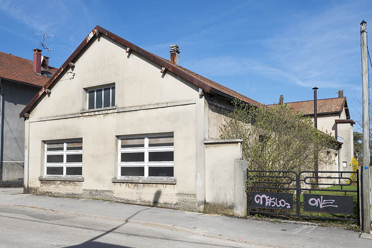 Vue de trois quarts droite. © Jérôme Mongreville / Région Bourgogne-Franche-Comté, Inventaire du patrimoine - 2017