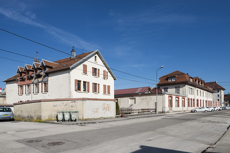 Vue d'ensemble depuis le sud-est. © Jérôme Mongreville / Région Bourgogne-Franche-Comté, Inventaire du patrimoine - 2017 Vue d'ensemble depuis le sud-est. © Jérôme Mongreville / Région Bourgogne-Franche-Comté, Inventaire du patrimoine - 2017