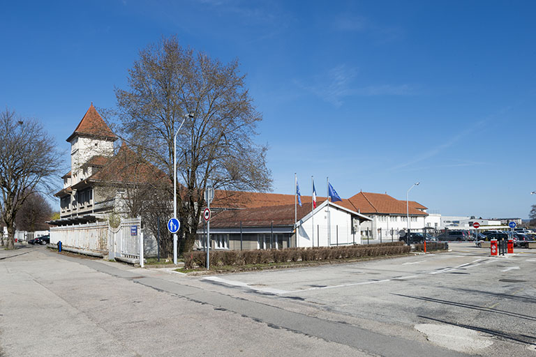 Vue d'ensemble depuis le sud. © Jérôme Mongreville / Région Bourgogne-Franche-Comté, Inventaire du patrimoine - 2017 Vue d'ensemble depuis le sud. © Jérôme Mongreville / Région Bourgogne-Franche-Comté, Inventaire du patrimoine - 2017