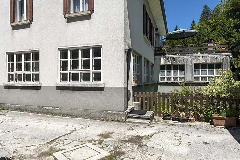 Atelier au rez-de-chaussée et extension du début des années 1960. © Sonia Dourlot / Région Bourgogne-Franche-Comté, Inventaire du patrimoine - 2017