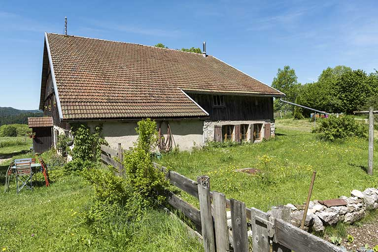 Façade latérale droite. © Sonia Dourlot / Région Bourgogne-Franche-Comté, Inventaire du patrimoine - 2017
