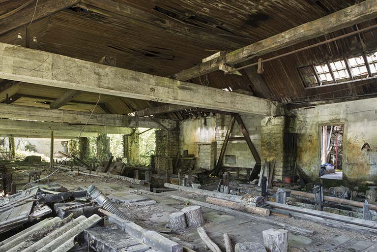 Atelier de tréfilerie. Vue intérieure depuis le sud-est. © Jérôme Mongreville / Région Bourgogne-Franche-Comté, Inventaire du patrimoine - 2017 Atelier de tréfilerie. Vue intérieure depuis le sud-est. © Jérôme Mongreville / Région Bourgogne-Franche-Comté, Inventaire du patrimoine - 2017
