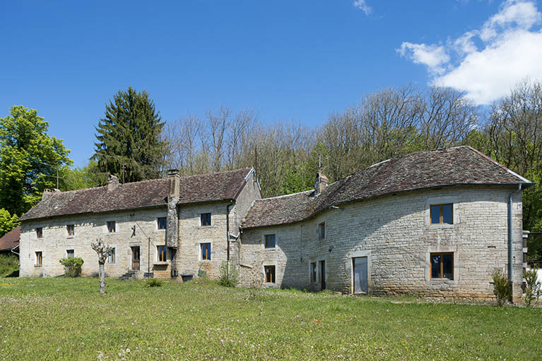 Logement ouvrier. Aile nord. © Jérôme Mongreville / Région Bourgogne-Franche-Comté, Inventaire du patrimoine - 2017 Logement ouvrier. Aile nord. © Jérôme Mongreville / Région Bourgogne-Franche-Comté, Inventaire du patrimoine - 2017