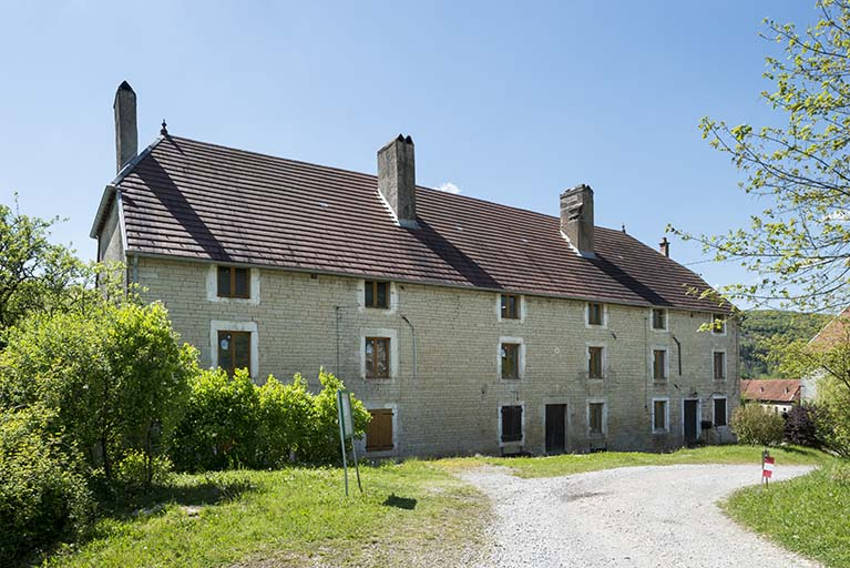 Logement ouvrier ouest. Façade sur cour. © Jérôme Mongreville / Région Bourgogne-Franche-Comté, Inventaire du patrimoine - 2017 Logement ouvrier ouest. Façade sur cour. © Jérôme Mongreville / Région Bourgogne-Franche-Comté, Inventaire du patrimoine - 2017