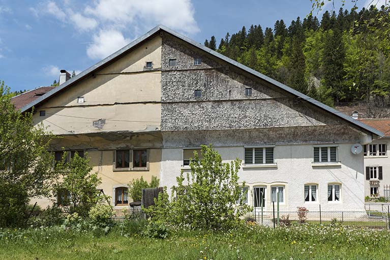 Façade postérieure. © Sonia Dourlot / Région Bourgogne-Franche-Comté, Inventaire du patrimoine - 2017