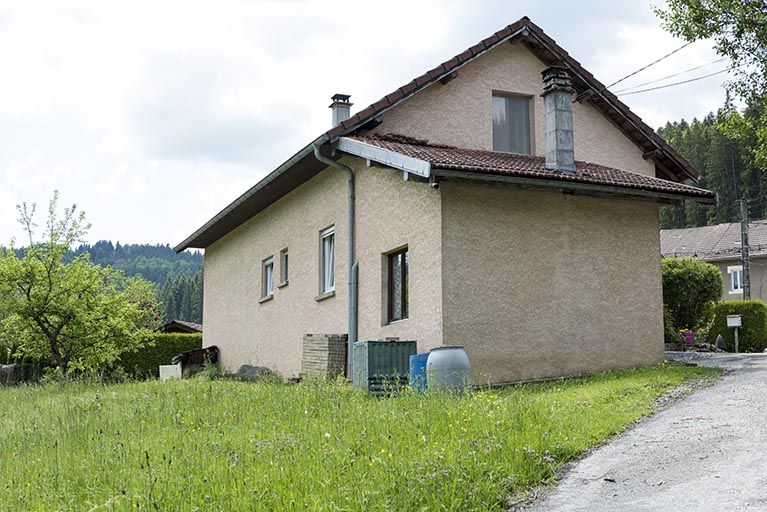 L'atelier : façades postérieure et latérale gauche. © Sonia Dourlot / Région Bourgogne-Franche-Comté, Inventaire du patrimoine - 2017